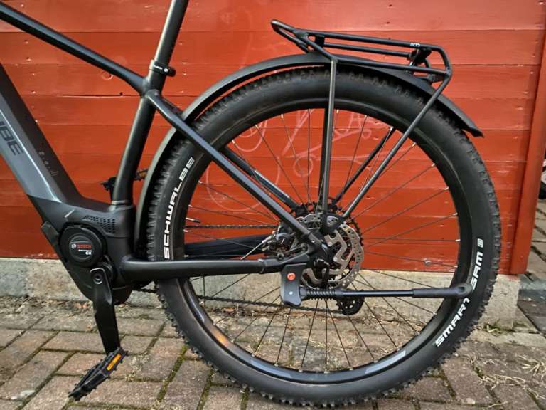 giant cube bike